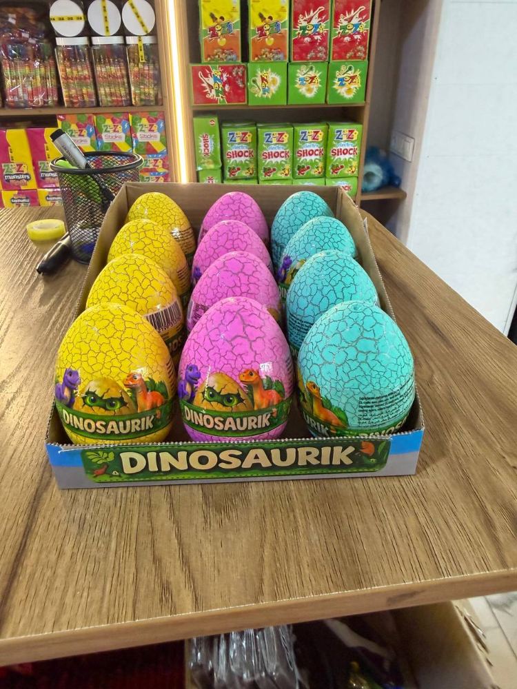 Dinozavr kinder 12